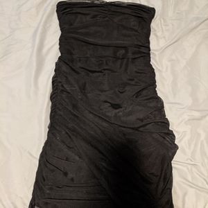 🖤Strapless ruched bodycon